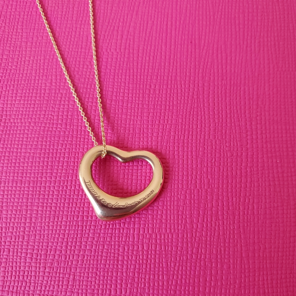 Tiffany & Co Elsa Peretti 16mm open heart necklace  18k yellow gold